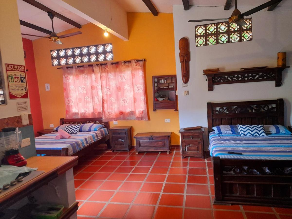 Hostal La Casa De Felipe Hostel Taganga Buitenkant foto